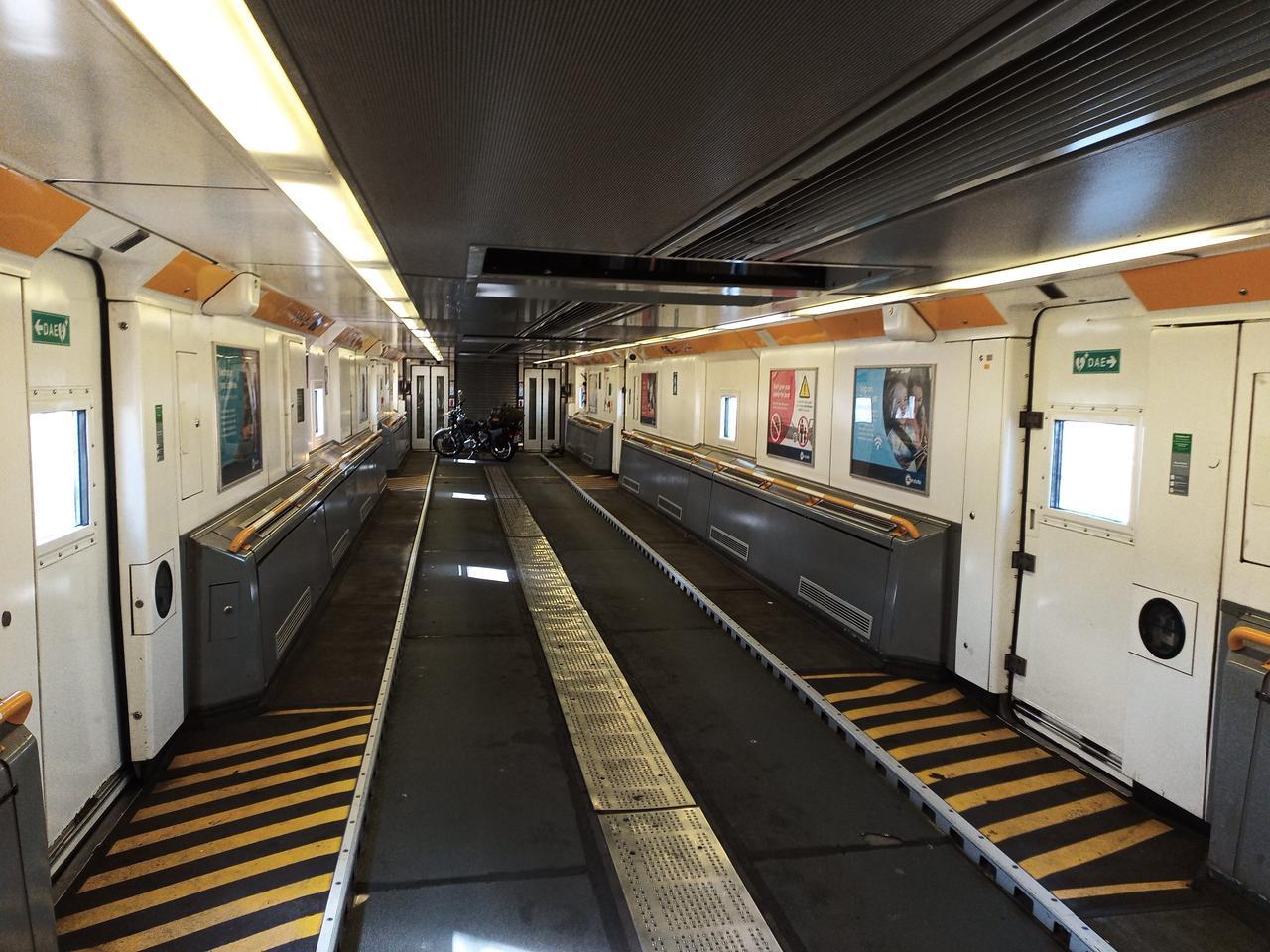 Tunnel under the Channel